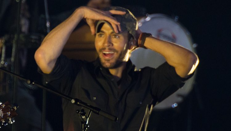 Enrique Iglesias durante su concierto en Santander