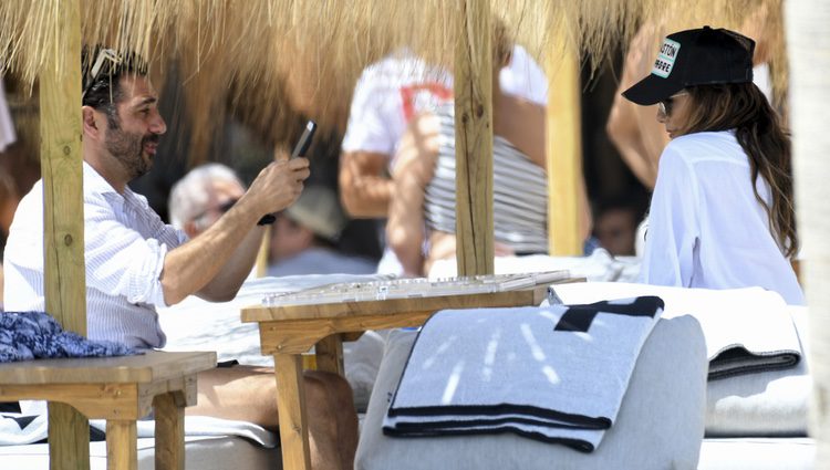 Eva Longoria y José Antonio Bastón disfrutando del sol y la playa en Marbella