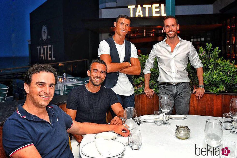 Cristiano Ronaldo en el restaurante Zela con Abel Matute Prats