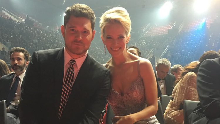 Luisana Lopilato y Michael Bublé en los Premios Platino 2017