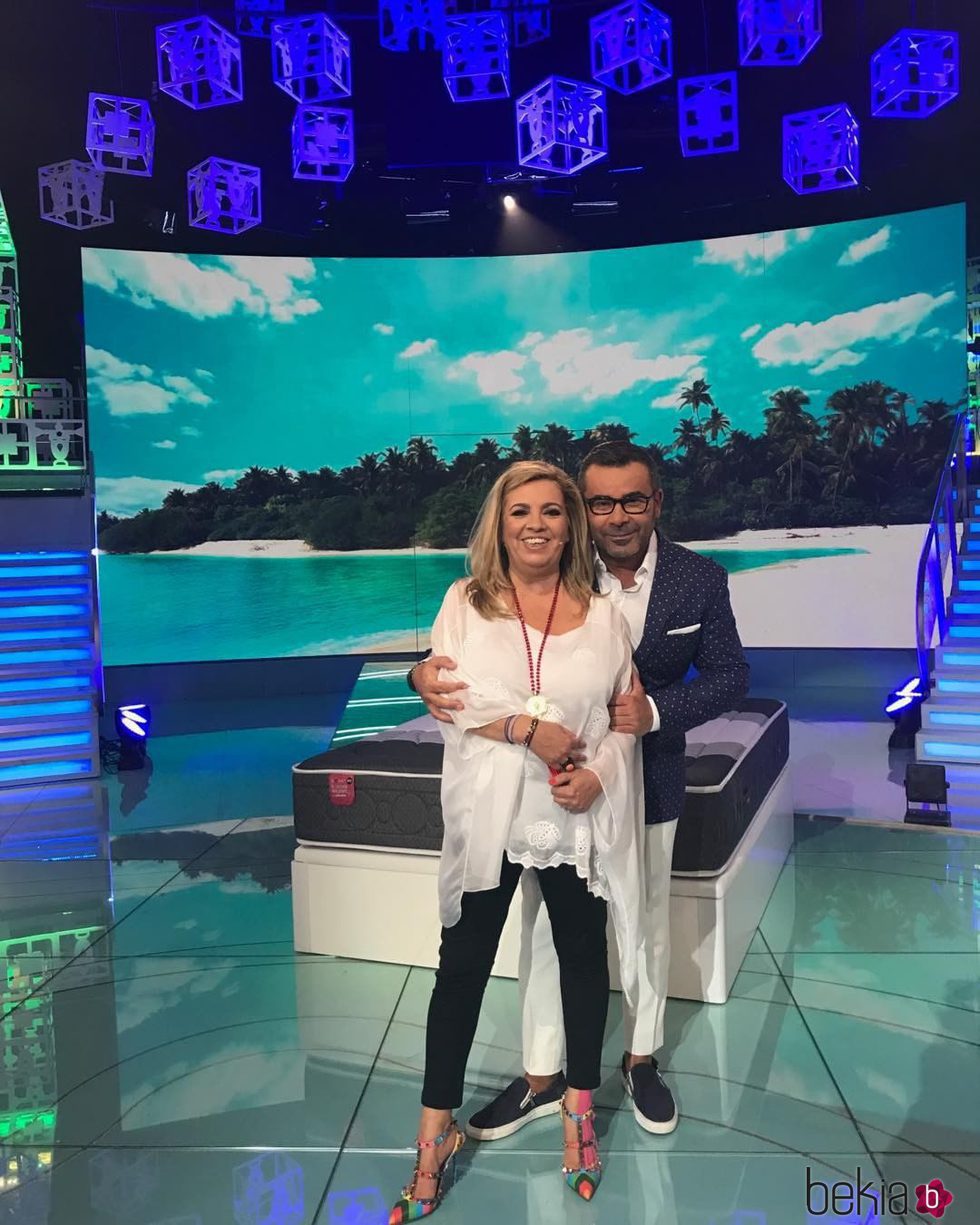 Carmen Borrego y Jorge Javier Vázquez en el plató de 'Supervivientes 2017'