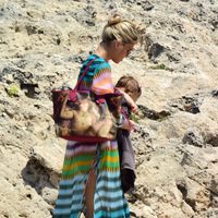 Carla Pereyra paseando por Formentera