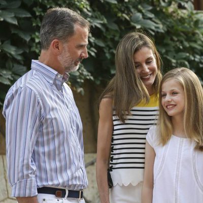 La Familia Real española realiza su tradicional posado en el Palacio de Marivent