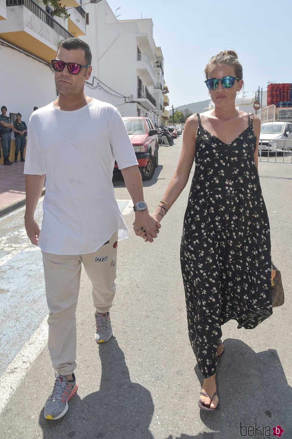 Fonsi Nieto y Marta Castro en la capilla ardiente de Ángel Nieto