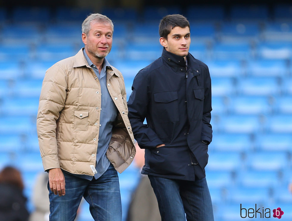 Roman Abramovich con su hijo Arkadiy