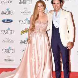 Olivia de Borbón y Julian Porras en la Gala Starlite 2017 en Marbella