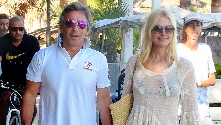 Alejandro Gravier y Valeria Mazza en Marbella