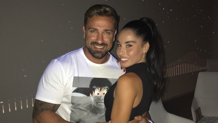 Rafa Mora y Macarena celebran su aniversario