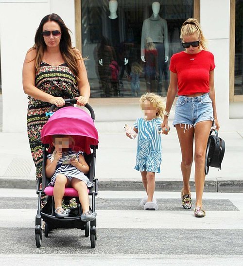 Tamara y Petra Ecclestone en Los Ángeles