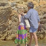 Narcís Rebollo y Eugenia Martínez de Irujo de vacaciones en Ibiza