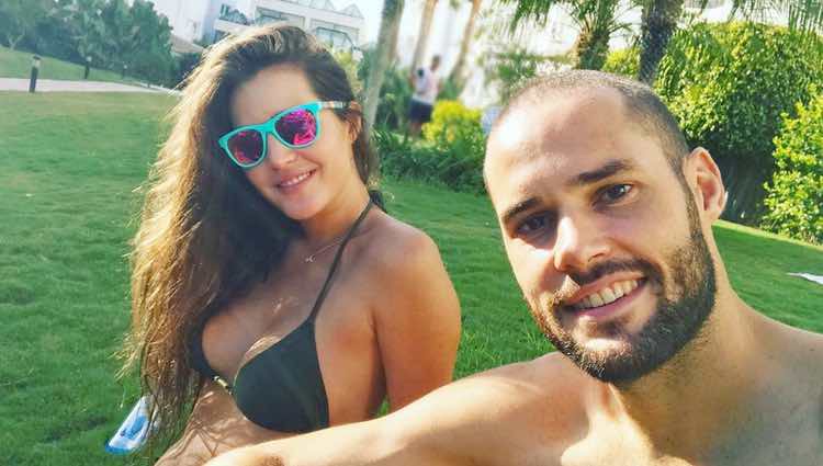 Malena Costa y Mario Suárez disfrutando de las últimas tardes de verano