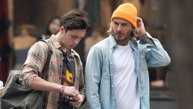 David Beckham y su hijo Brooklyn Beckham en Nueva York