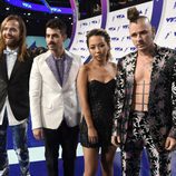 Joe Jonas y su banda DNCE en los MTV VMA 2017