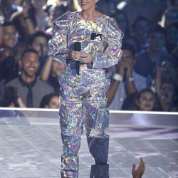 Katy Perry vestida de astronauta en la gala de los MTV VMA 2017