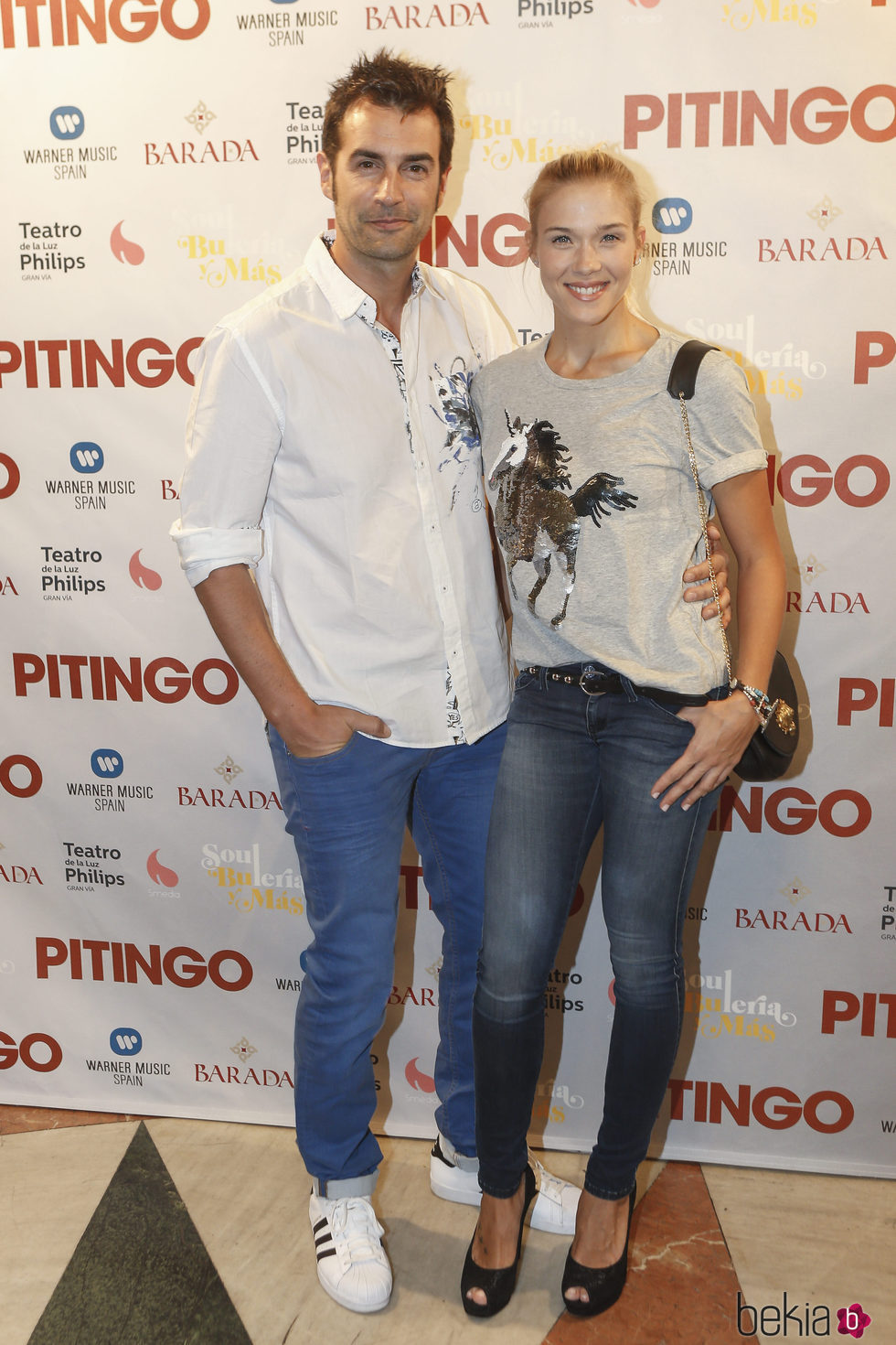 Álex Adrover y Patricia Montero en la presentación de Pitingo 'Sol, bulería y más'