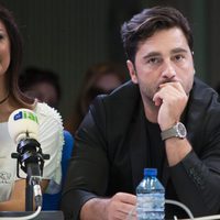 David Bustamante muy triste