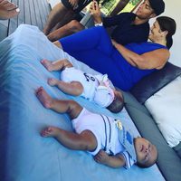 Dolores Aveiro con Cristiano Ronaldo y sus nietos Eva y Mateo