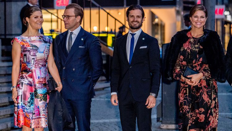 Victoria, Daniel, Carlos Felipe y Magdalena de Suecia en el concierto por la apertura del Parlamento 2017