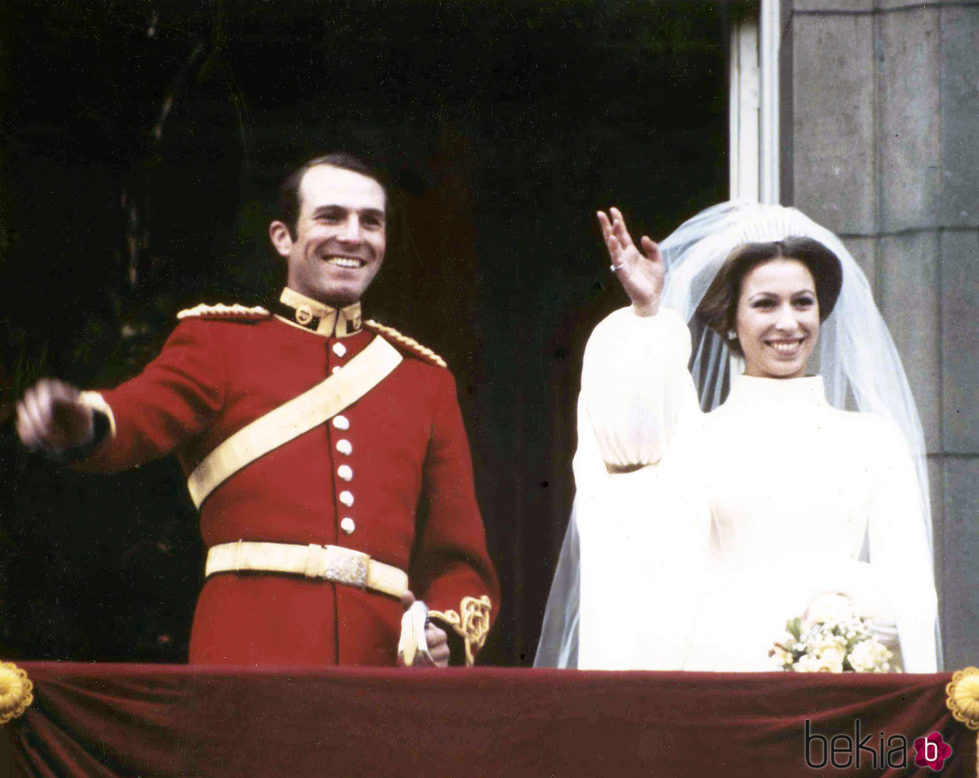 La Princesa Ana y Mark Phillips en su boda