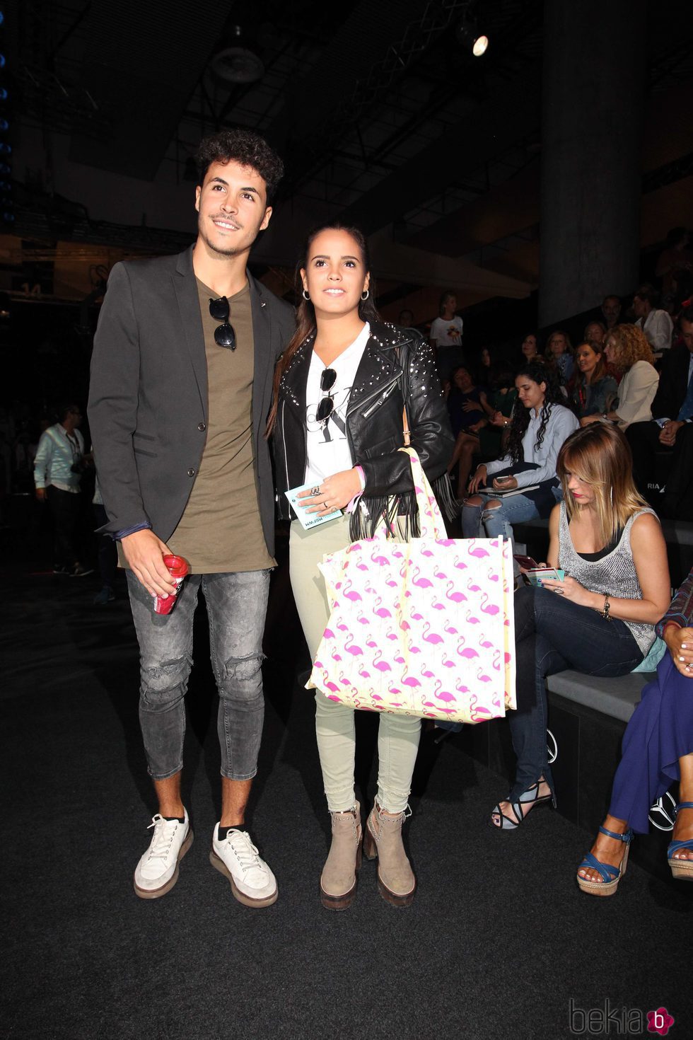 Gloria Camila y Kiko Jiménez en el front row desfile de Francis Montesinos en Madrid Fashion Week primavera/verano 2018