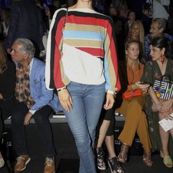 Raquel Sánchez Silva en el front row desfile de Dolores Cortés e Ion Fiz en Madrid Fashion Week primavera/verano 2018