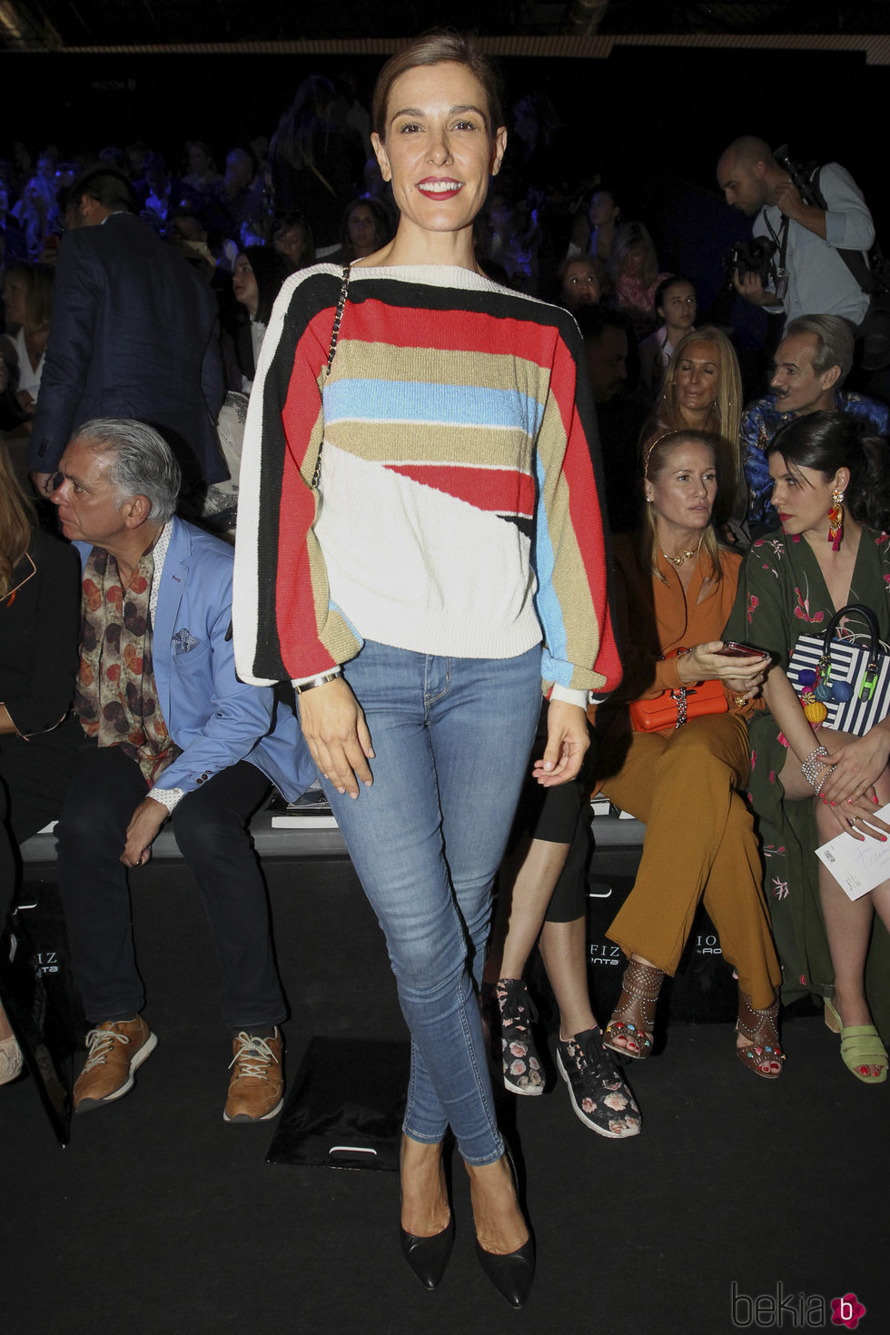 Raquel Sánchez Silva en el front row desfile de Dolores Cortés e Ion Fiz en Madrid Fashion Week primavera/verano 2018