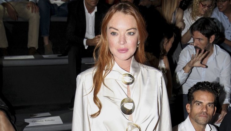 Lindsay Lohan en el desfile de Devota & Lomba en la Madrid Fashion Week 2017