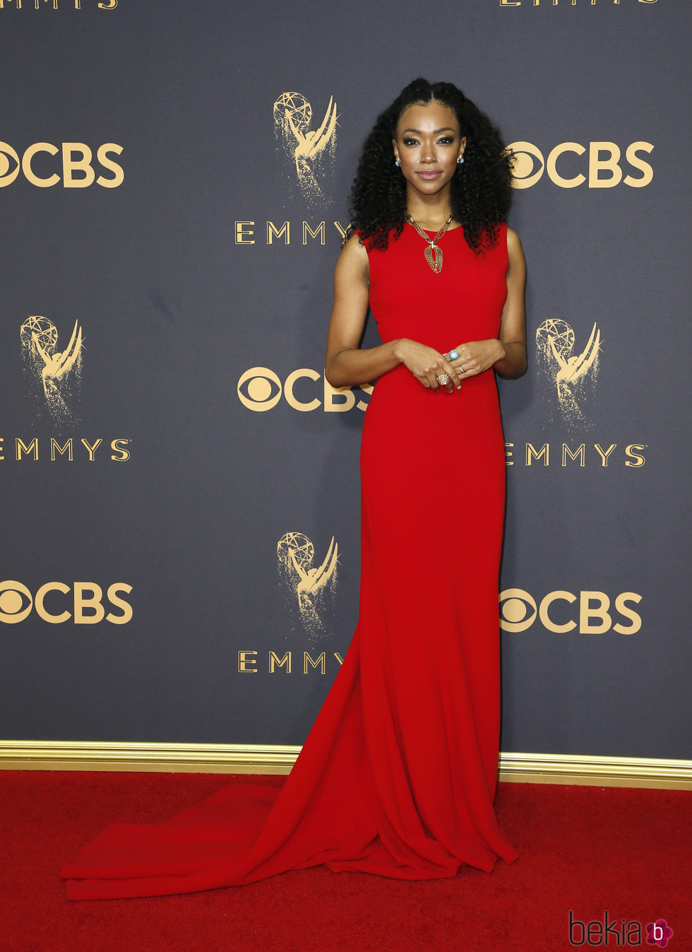 Sonequa Martin-Green en la alfombra roja de los Premios Emmy 2017