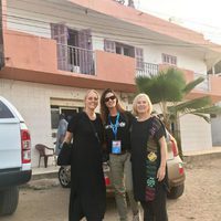 Sara Carbonero con parte de sus compañeras de Unicef en Senegal