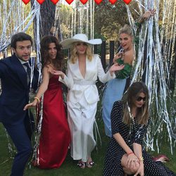 Miriam Giovanelli con Diego Martín, Juana Acosta, Amaia Salamanca y Manuela Velasco en su boda