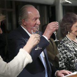 Los Reyes Juan Carlos y Sofía brindan por el 40 aniversario del Círculo de Empresarios