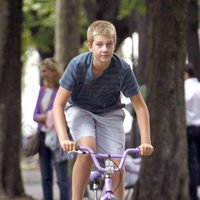 Juan Urdangarin montando en bicicleta