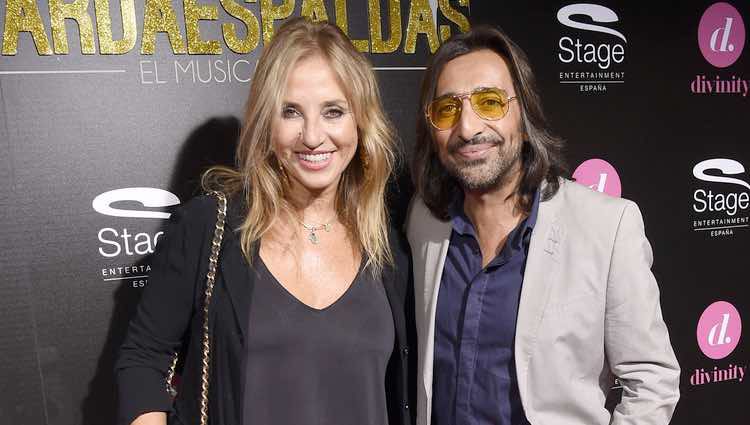 Antonio Carmona y Mariola Orellana en el estreno del musical 'El Guardaespaldas'