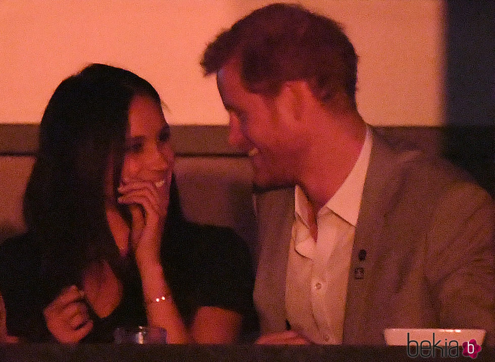 El Príncipe Harry y Meghan Markle, muy enamorados en Toronto