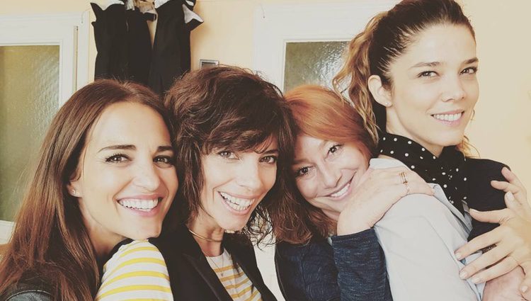 Paula Echevarría, Maribel Verdú, Gracia Querejeta y Juana Acosta en el rodaje de 'Ola de Crímenes'