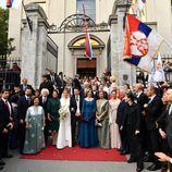 La Reina Sofía, Victoria de Suecia con los novios y otros invitados en la boda de Felipe de Serbia y Danica Marinkovic