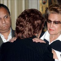 Carmen Sevilla en el funeral de Juanito Valderrama