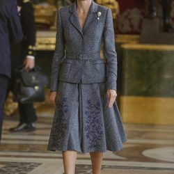 La Reina Letizia, con el broche de la falsa perla Peregrina, en la recepción del Día de la Hispanidad 2017