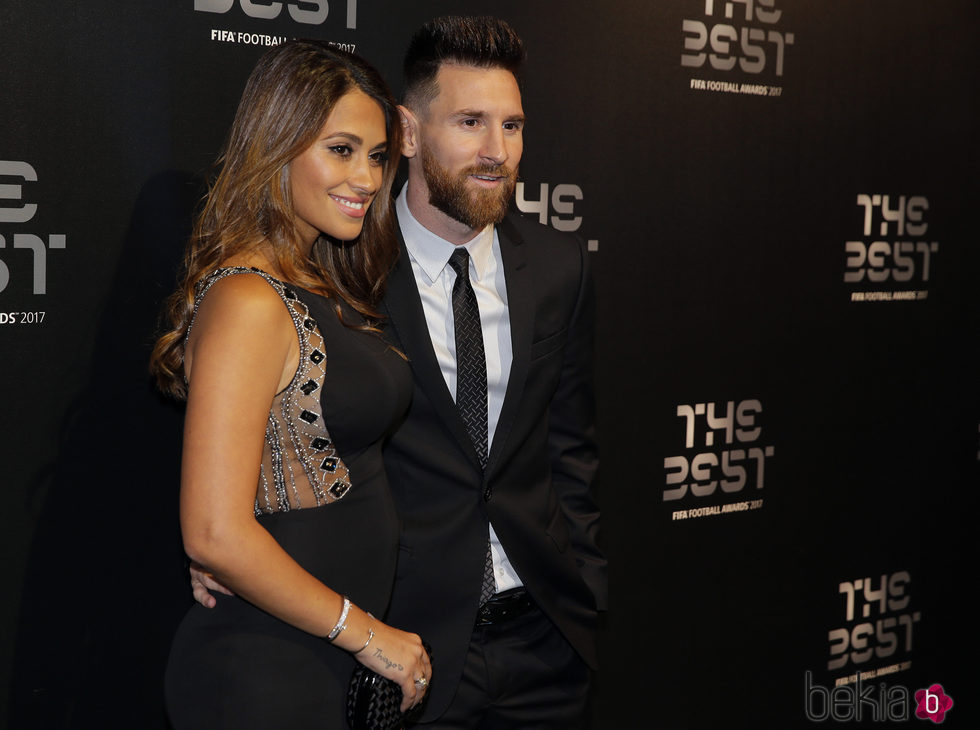 Leo Messi y Antonella Roccuzzo en gala de los Premios The Best Fifa 2017