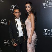 Dani Alves y Joana Sanz en la gala de los Premios The Best Fifa 2017