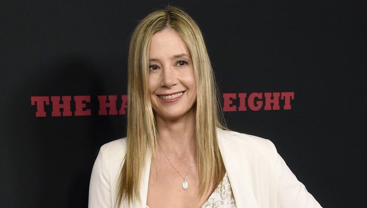 Mira Sorvino en la premier de 'Los odiosos ocho'