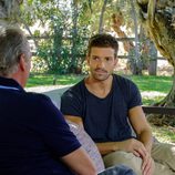 Pablo Alborán hablando con Bertín Osborne en 'Mi casa es la tuya'