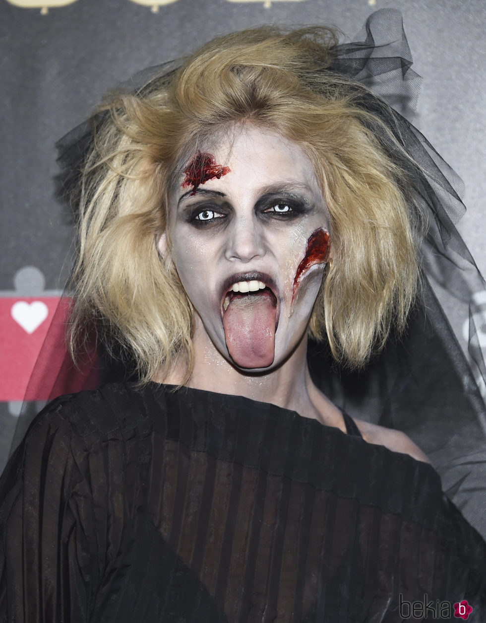 La modelo Anja Rubik en Halloween 2017