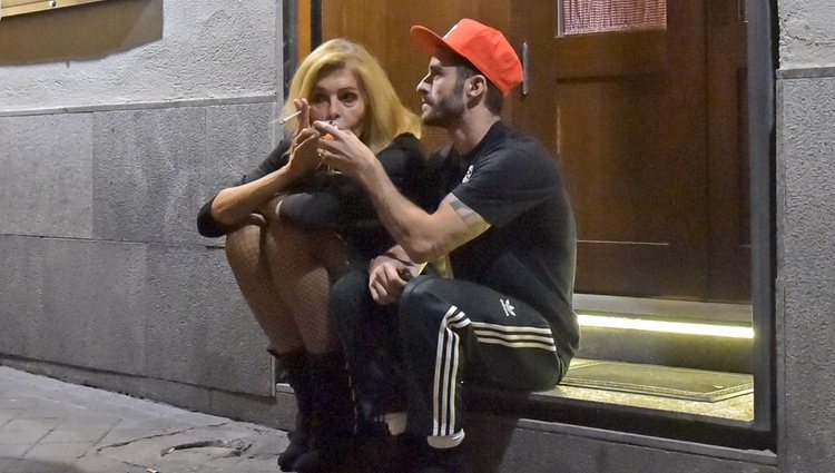 Bibiana Fernández y Pelayo Díaz en una cena recuerdo a David Delfín el día de su cumpleaños