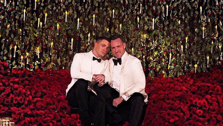 Colton Haynes y Jeff Leatham el día de su boda