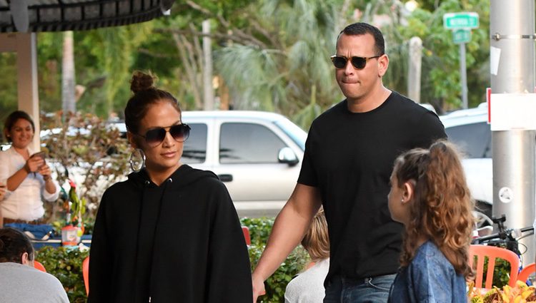 Jennifer Lopez junto a Alex Rodriguez en familia