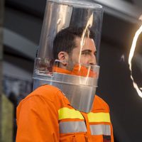 Miguel Ángel Silvestre durante un experimento de 'El Hormiguero'