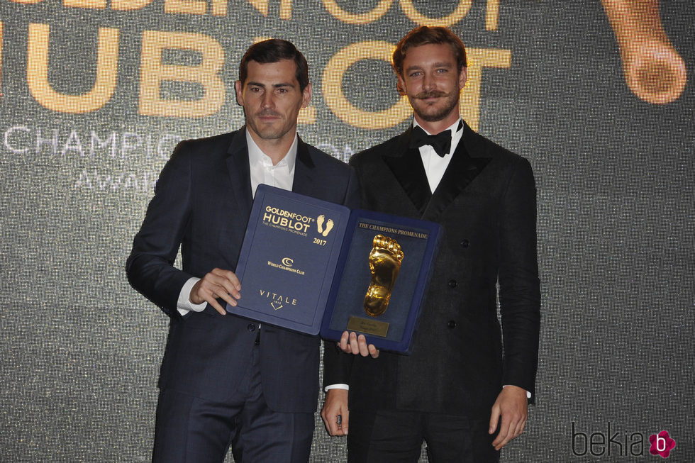 Iker Casillas y Pierre Casiraghi en los Golden Foot Award 2017