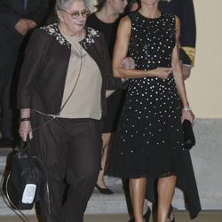 La Reina Letizia y Nechama Rivlin a su llegada a una cena en El Pardo