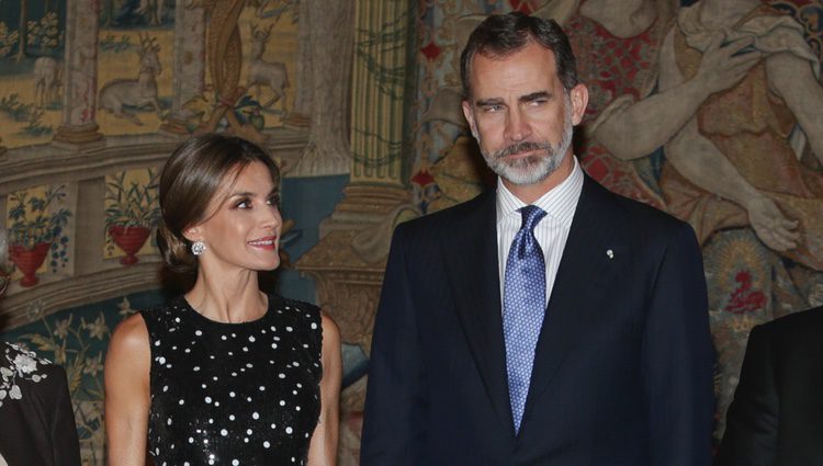 Los Reyes Felipe y Letizia en la cena con la que fueron agasajados por el presidente de Israel en El Pardo